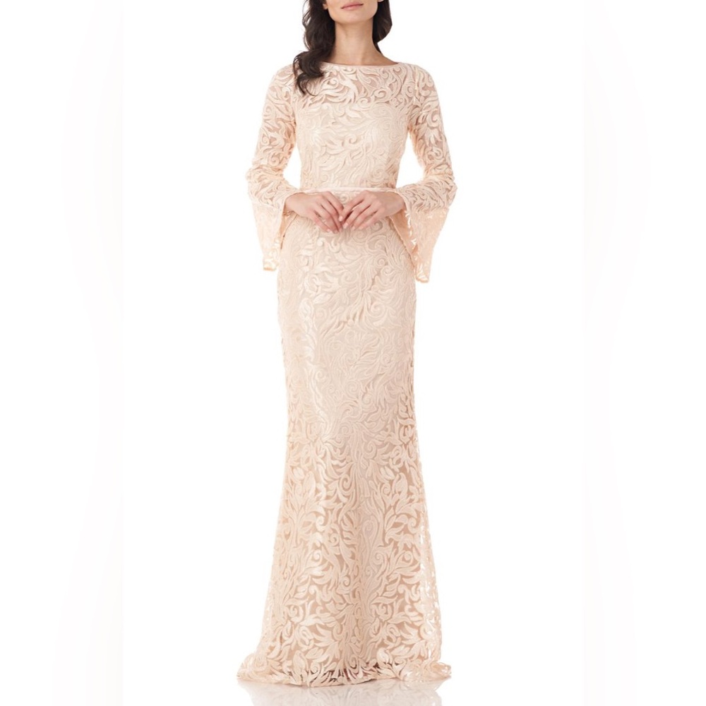 Elegant Cream Lace Evening Gown